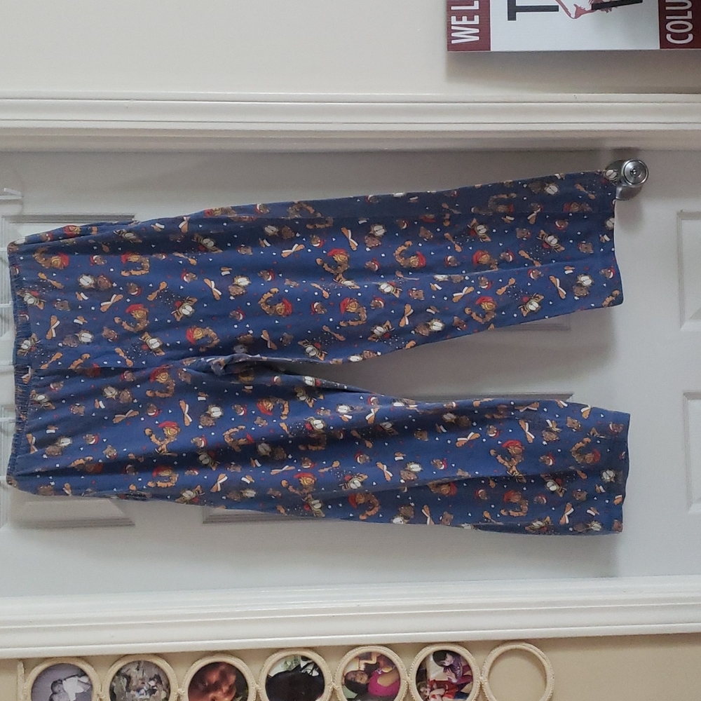 Garfield Christmas pajama bottoms